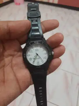 Jam Tangan Q&Q Quartz ori