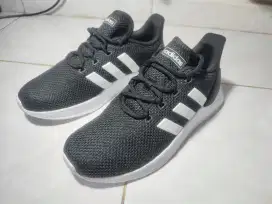 Sepatu lari Adidas Questar Flow NXT Original