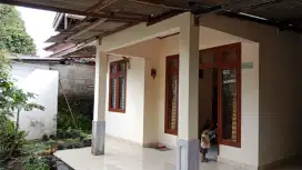 Disewakan rumah tahunan maupun bulanan