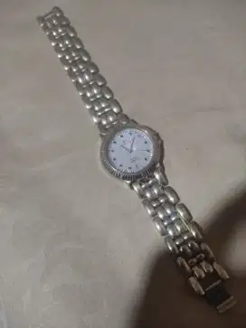 Jam Laurent Dior lapis emas 23k