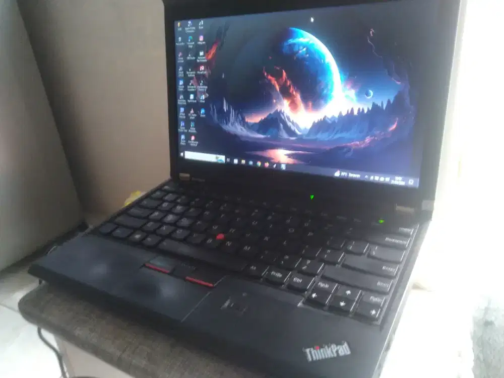 Laptop Lenovo Thinkpad X230, Proc I5 Gen 3. Nego!