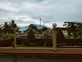 Villa mewah cantik siap huni 5 bangunan villa view lepas ke gunung