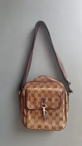 Gucci tas slempang pria