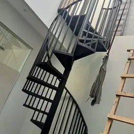 tangga putar tukang propesional