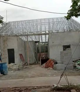 Bongkar atap rumah ganti baja ringan dan pasang baru
