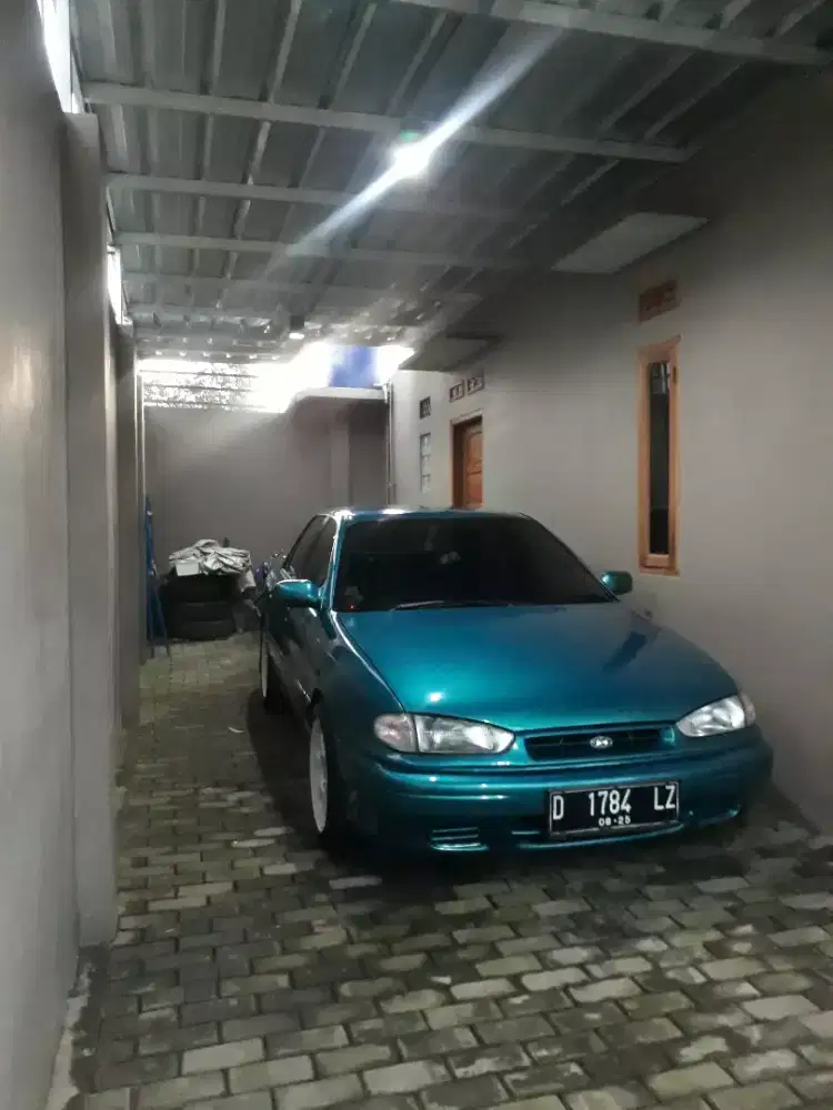 Hyundai elantra 1.6 MT