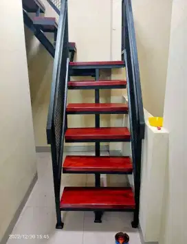 Tangga Rebah Trap Kayu