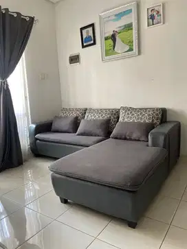 Sofa L in grey color / abu