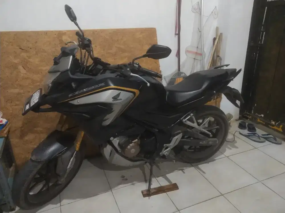Motor honda Cb150x bekas