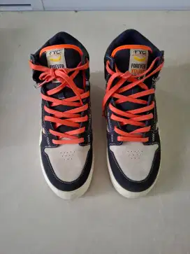 Sepatu NTL x FYC Preloved