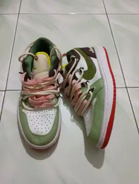 Nike Air Jordan Low Sail Like New