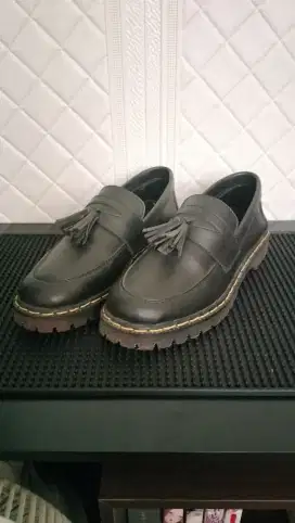 DOCMART LOCAL BRAND