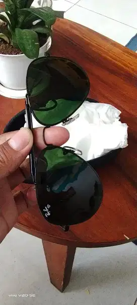 Kacamata ray ban Italy mulus