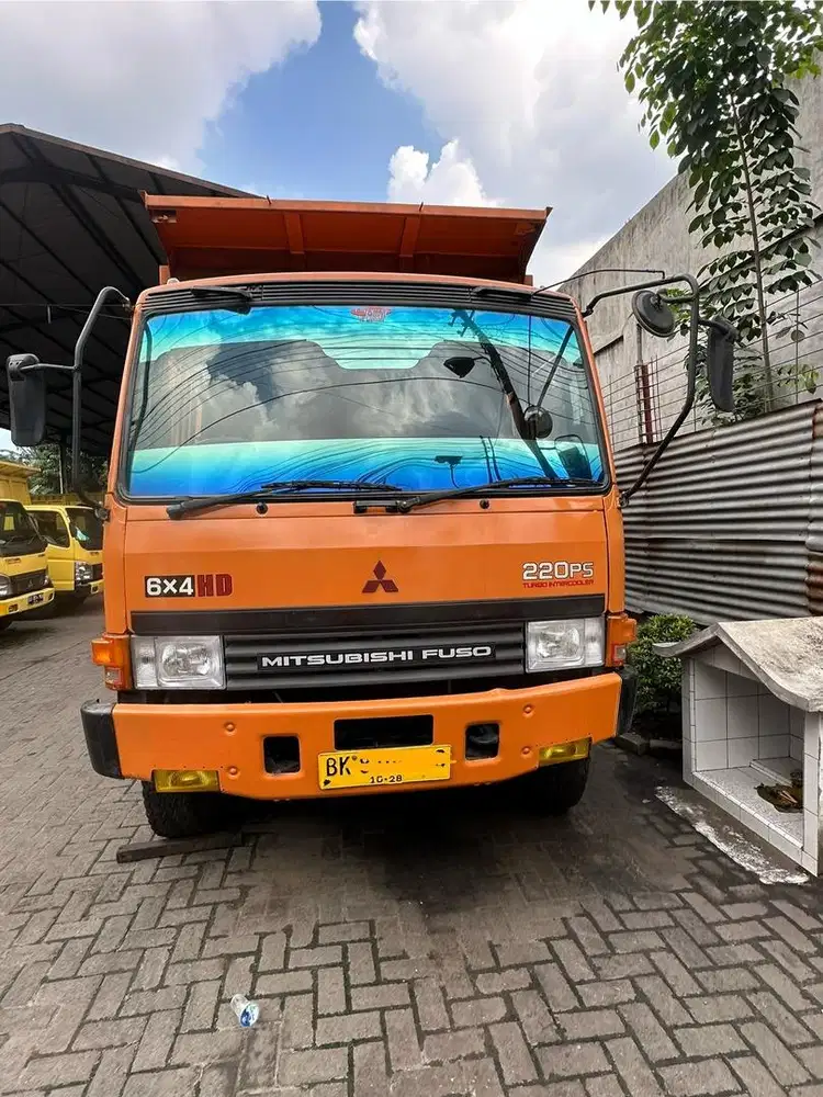 Mitsubishi Fuso 6x4 Dump Truck 2021 BAN KAWAT 1.000 Unit Ready