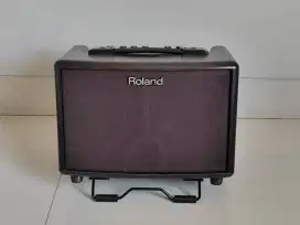 Amplifier Acoustic Roland AC 60 Like New