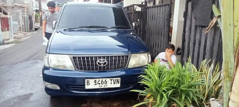 Toyota kijang kapsul 2004  1.8 M/T