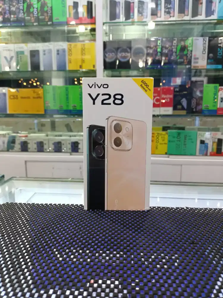 BARU..VIVO Y28 RAM 8+8/128 GARANSI RESMI.