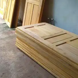 Ready pintuniysen kayu harga terjangkau dan bagus kayu asli solid