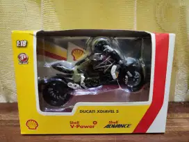 Mainan Shell Ducati Xdiavel S (1:18)