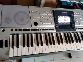 KEYBOARD YAMAHA PSR -3000.
