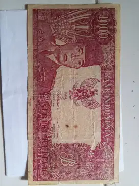 Uang kertas 1000 soekarno