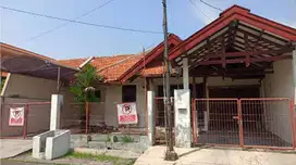 DIJUAL RUMAH 1 LANTAI DI NGINDEN INTAN