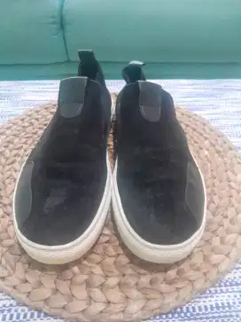 Sepatu UGG Eropa