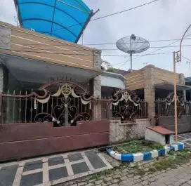 DIJUAL RUMAH DELTA SARI INDAH DEKAT SIER SBY