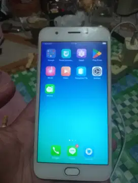 Oppo F1s ram 4/64 barang bagus tidak ada lecet