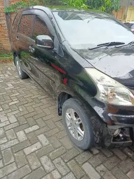 Xenia R Sporty 1300 Matic AT Tahun 2013