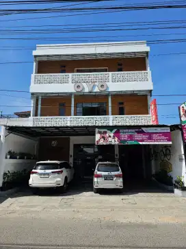 Hotel dijual lokasi strategis