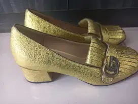 GC yellow heels