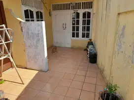 JUAL RUMAH TINGGAL DAN 1 PINTU KONTRAKAN