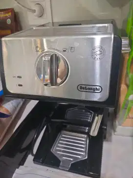 Di Jual mesin KOPI DELONGHI ECP 33.21BK