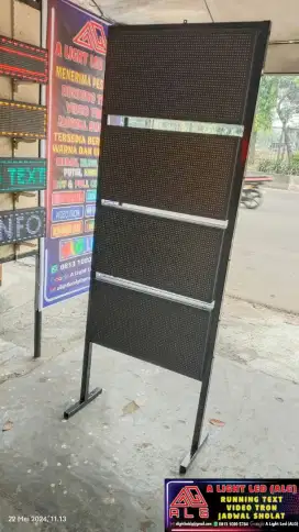 running text outdoor