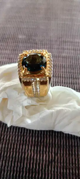 Cincin blue topaz London