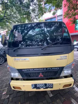 Mobil box / truk freezer mitsubishi canter FE71