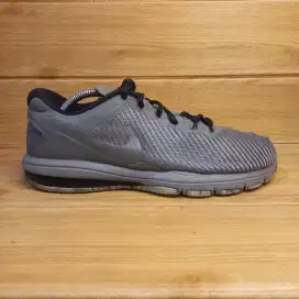 Nike Running Silver