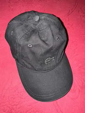 Topi lacoste black on black small logo