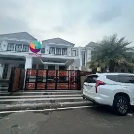 Dijual cepat rumah cantik di bulevard perumahan citra Gran Cibubur