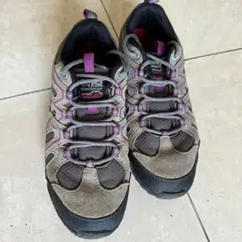 Sepatu Karrimor Grey Purple