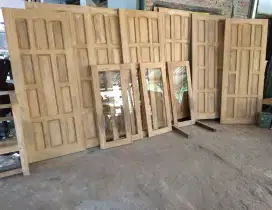 Pintu kamar  kusen jendela bahan kayu jati aneka model