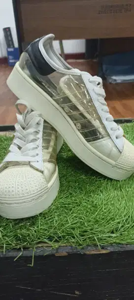 Sepatu Adidas superstar transparan