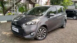 [OLXmobbi] Toyota Sienta 1.5 V Bensin-AT 2017 Abu-Abu(TVG)