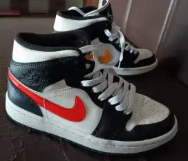 Sepatu Nike Jordan (AJ) mulus