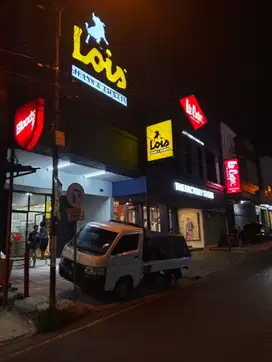 Huruf timbul | papan nama | neon box | reklame | acrylic | billboard