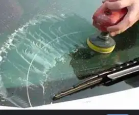 poles kaca mobil baret