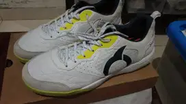 Sepatu futsal Ortuseight jogosala rampage