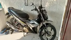 Di jual motor satria young star 2015