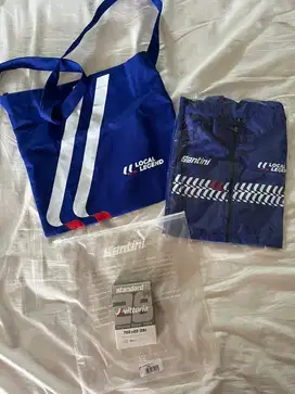 Bundle merchandise local legend 2024 ( hanya vest, musette bag )
